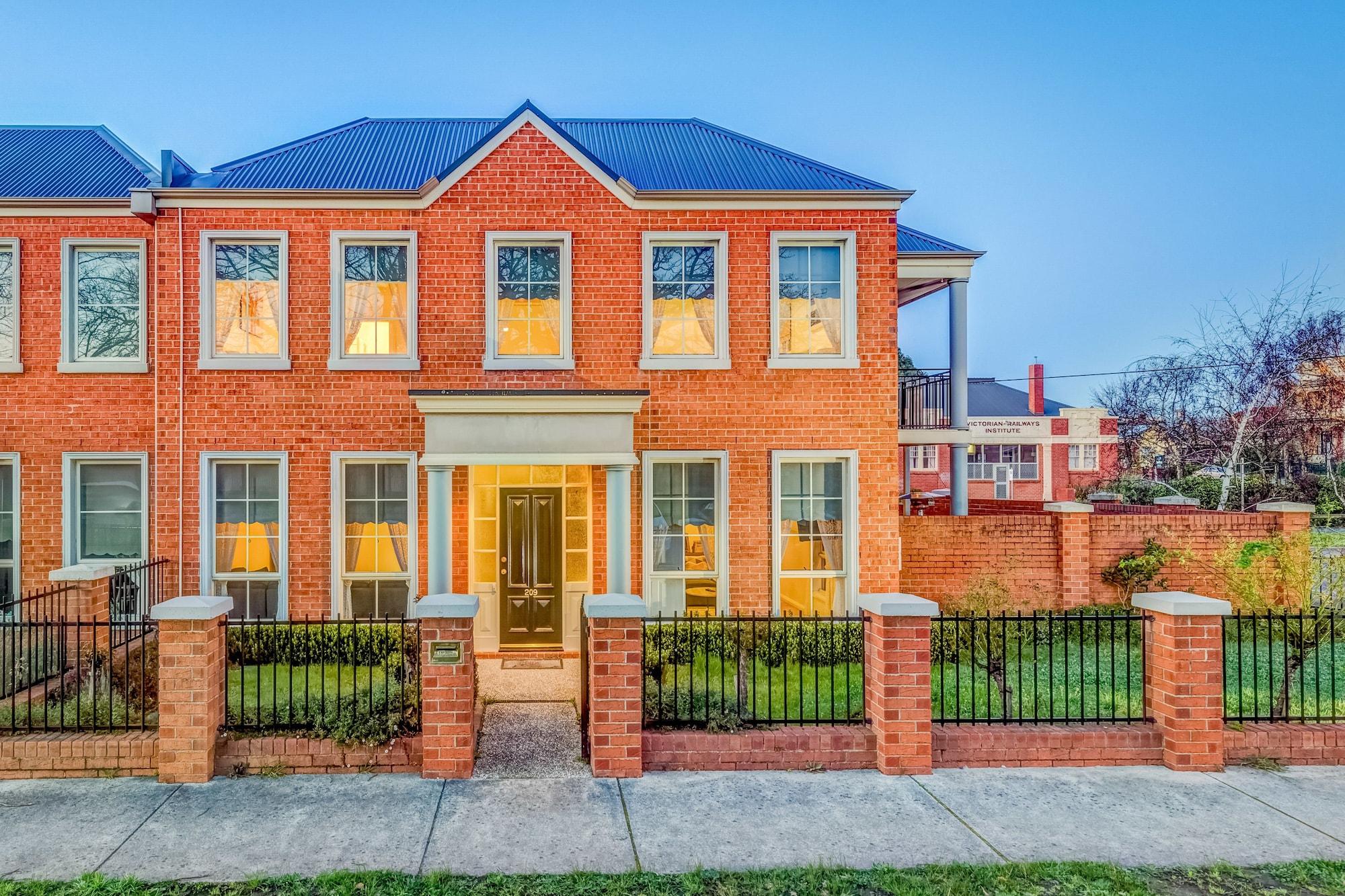 Seymours On Lydiard Hotel Ballarat Exterior photo